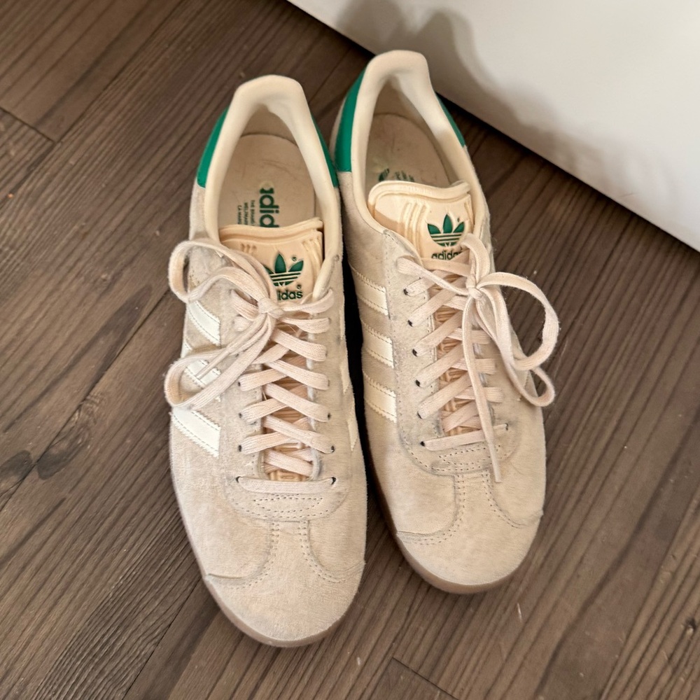 Adidas Gazelle Tan/Grey, White and Green shoes. Size 8.5